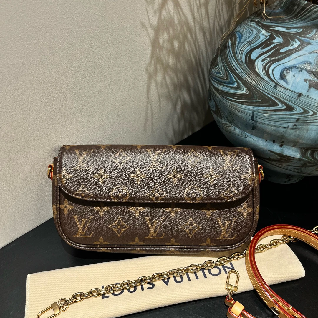 95新 LouisVuitton/路易威登 ivy 芯片款16497249