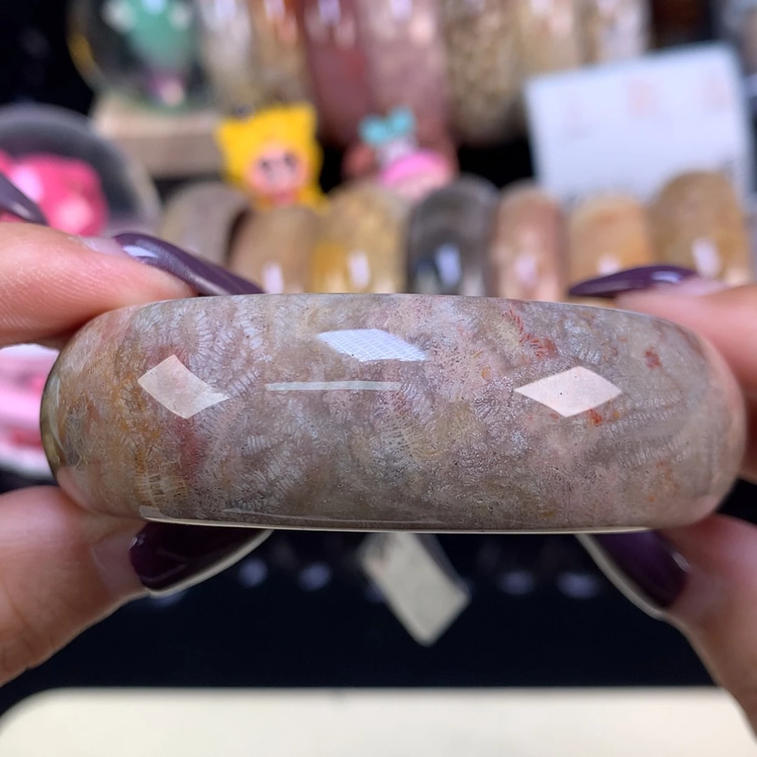 【闪购商品】颈饰未镶嵌硅化珊瑚（珊瑚玉）上新美货手镯55.9（43号）