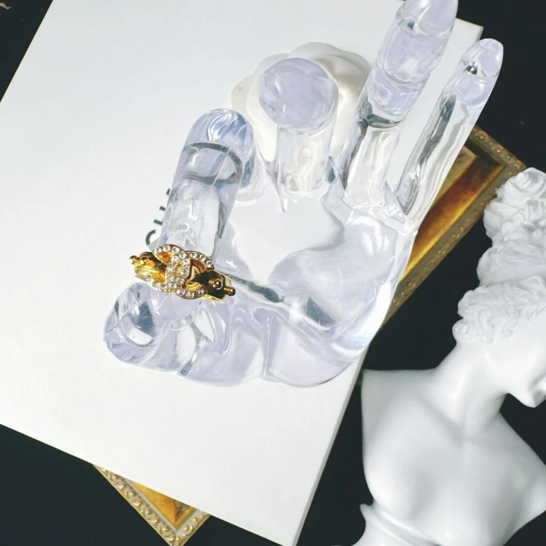 95新 Chanel/香奈儿 柚礼/香奈儿素金双C戒指lz507096