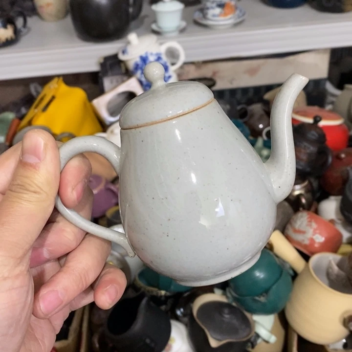 陶瓷艺术品及陶瓷壶