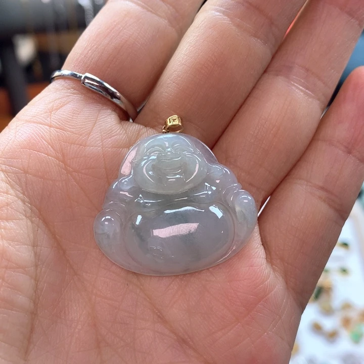 颈饰18K金镶嵌翡翠