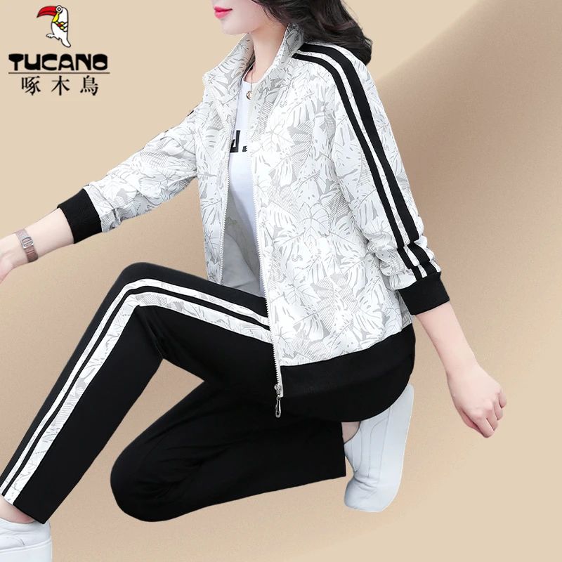 啄木鸟白色卫衣拉链外套运动套装女2025新款妈妈装春装休闲三件套