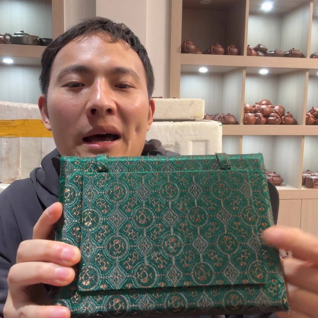 紫砂茶壶原矿原石的制作方法