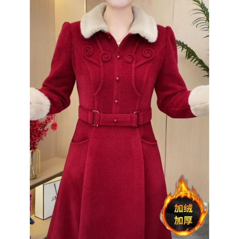高档北极绒加绒加厚连衣裙女2024冬季新款洋气小香风显瘦长袖裙子