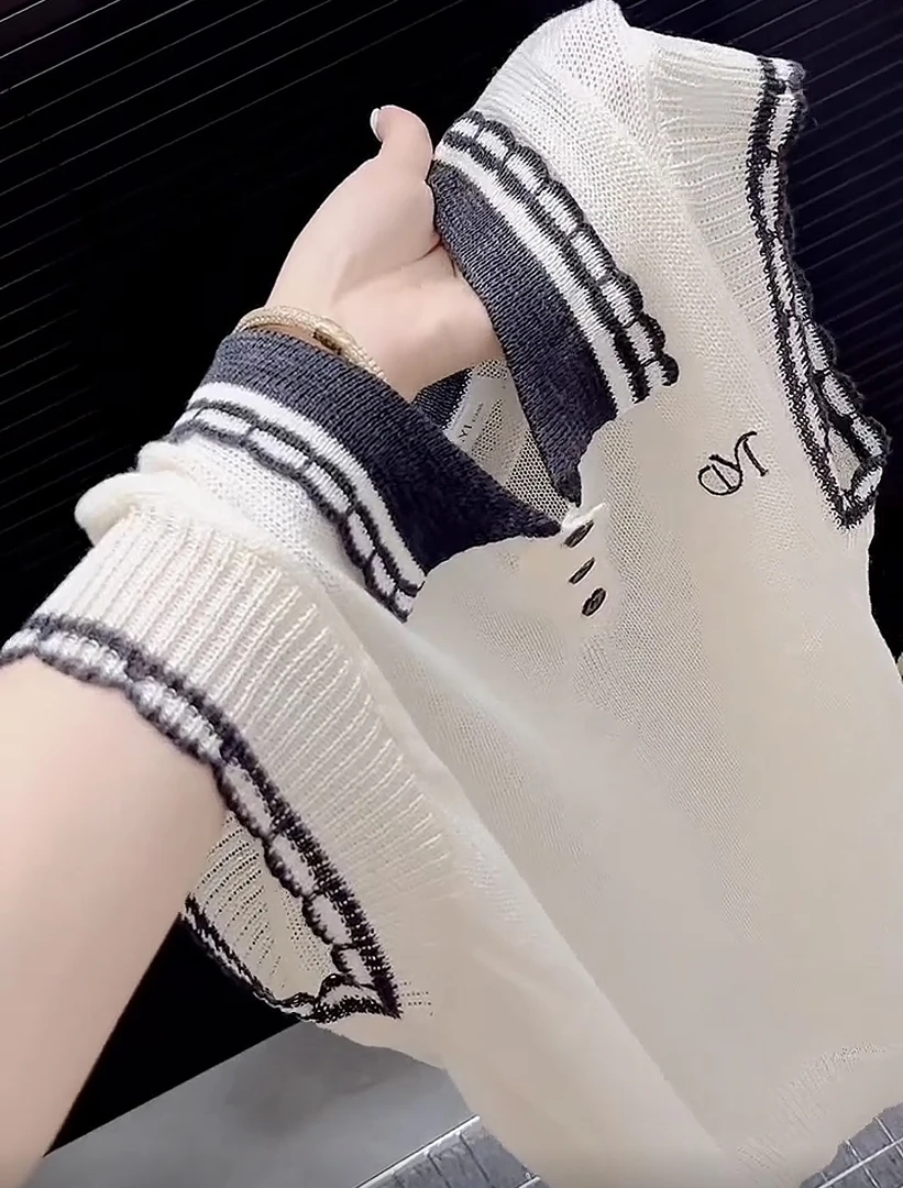 流行穿搭2025夏季新款温柔风刺绣毛针织衫打底衫休闲无袖上衣5253