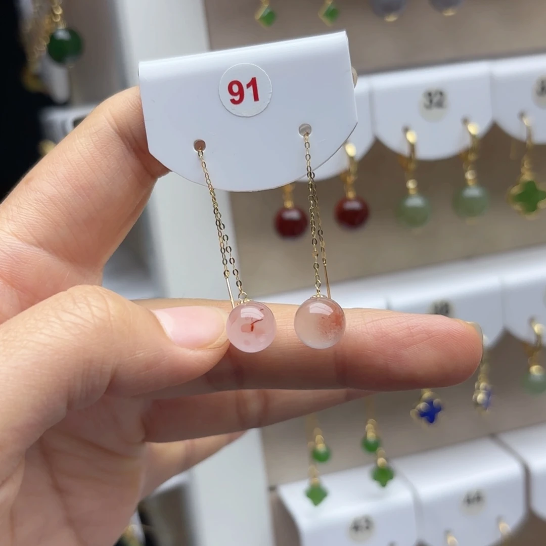 18K金镶嵌南红玛瑙耳饰