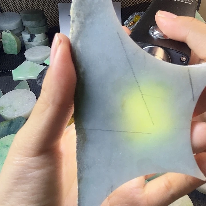 翡翠裸石缅甸翡翠