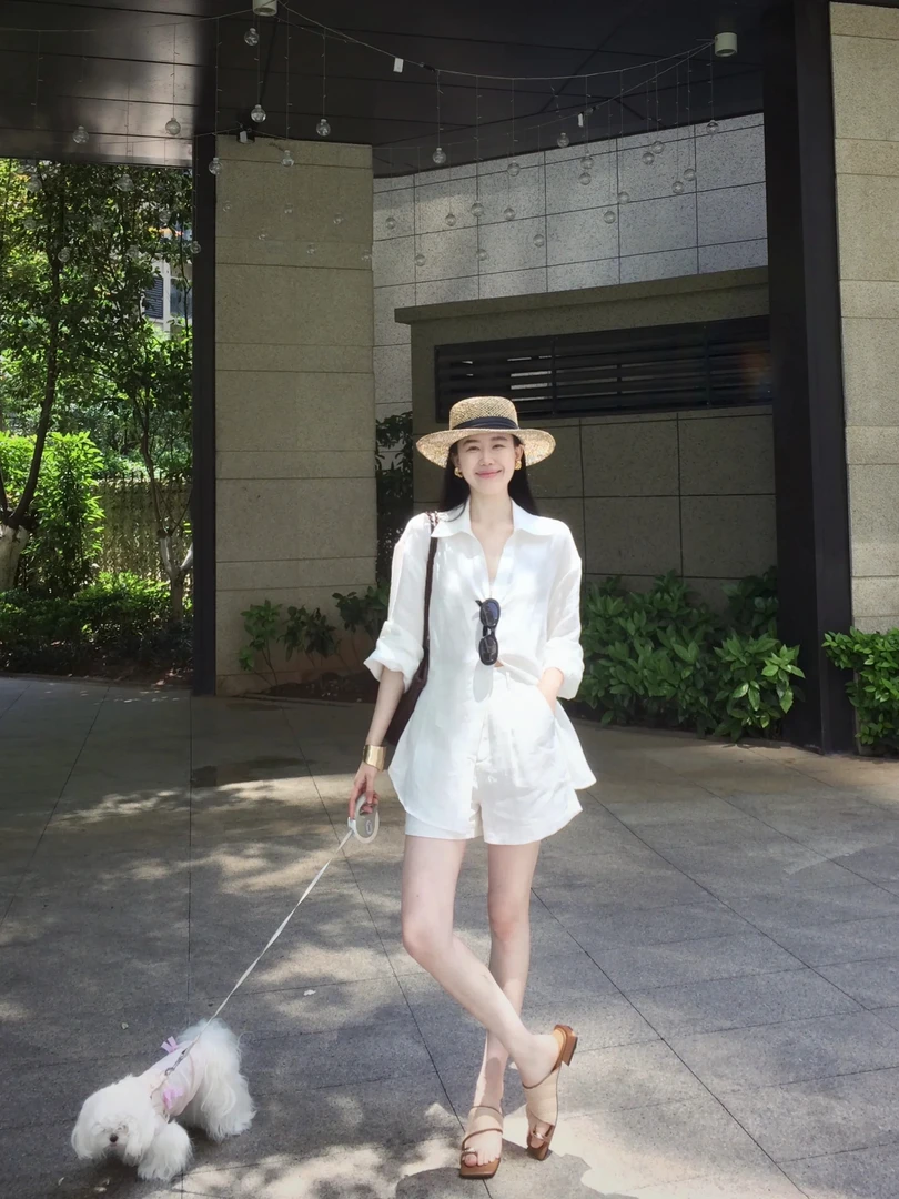 松弛感慵懒风简约白色衬衫上衣薄款阔腿直筒宽松显瘦短裤两件套