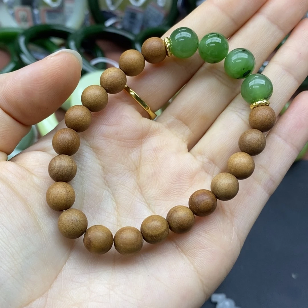 红***茶和田玉未镶嵌手串