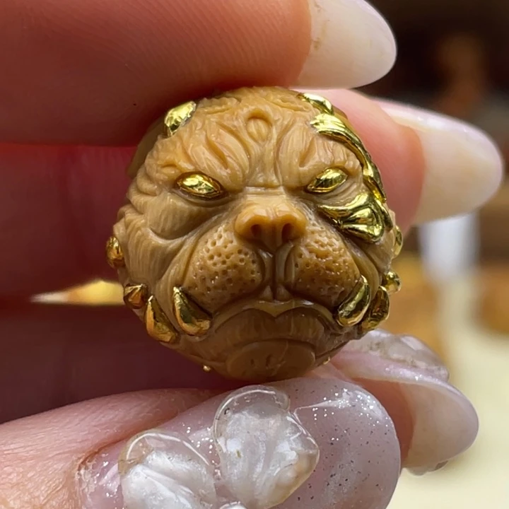 吊坠猴头核桃狗王镶嵌24k