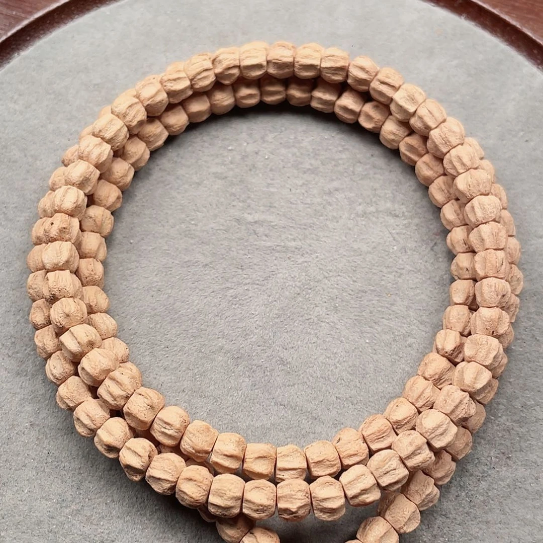 吊坠柏香籽/百香籽莲花刀锋龙脊