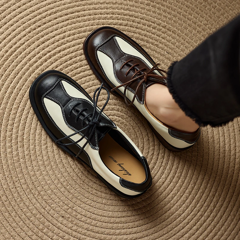 2025年秋冬新款深口系带单鞋女粗跟拼色百搭时尚学院风英伦小皮鞋