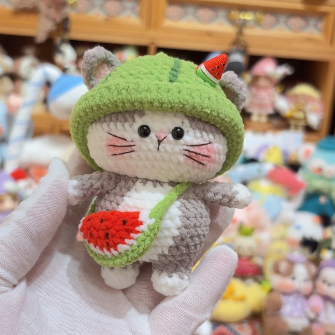 针织品做挂件西瓜猫