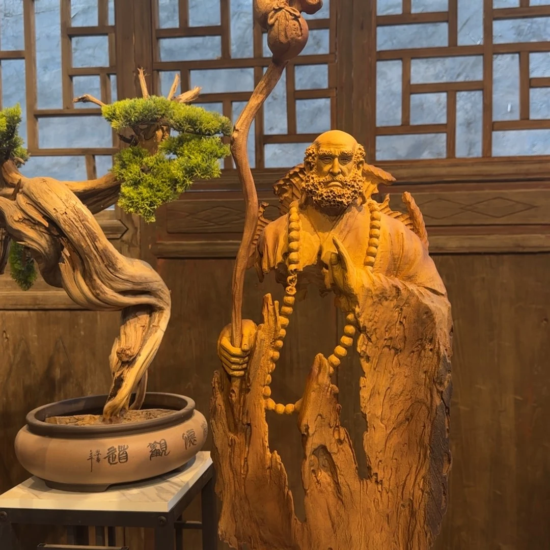 嘟***嘟香榧木达摩祖师桌面摆件