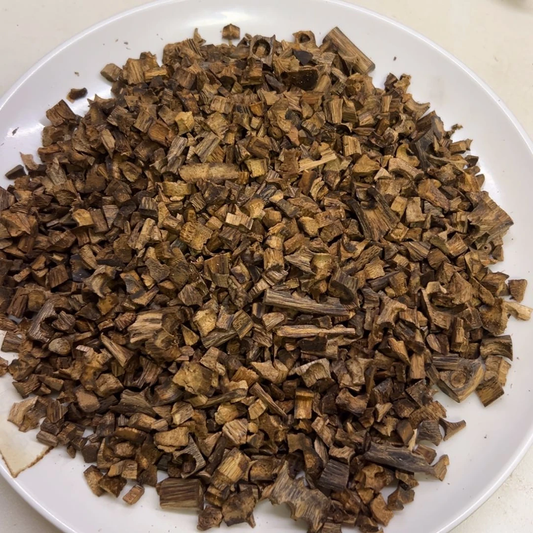 沉香碎屑沉香乌身圆叶钻珠碎料103克