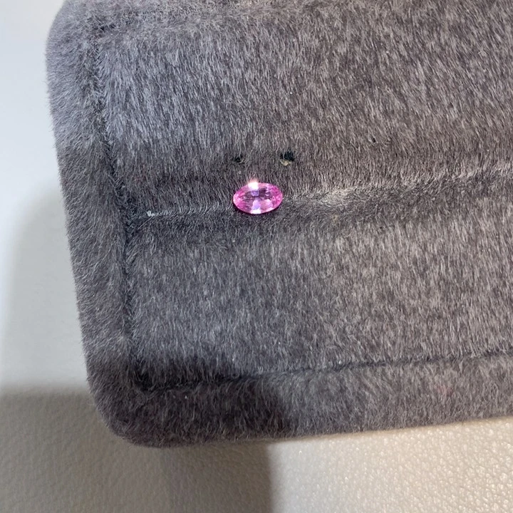 彩色蓝宝石裸石未镶嵌0.375克拉