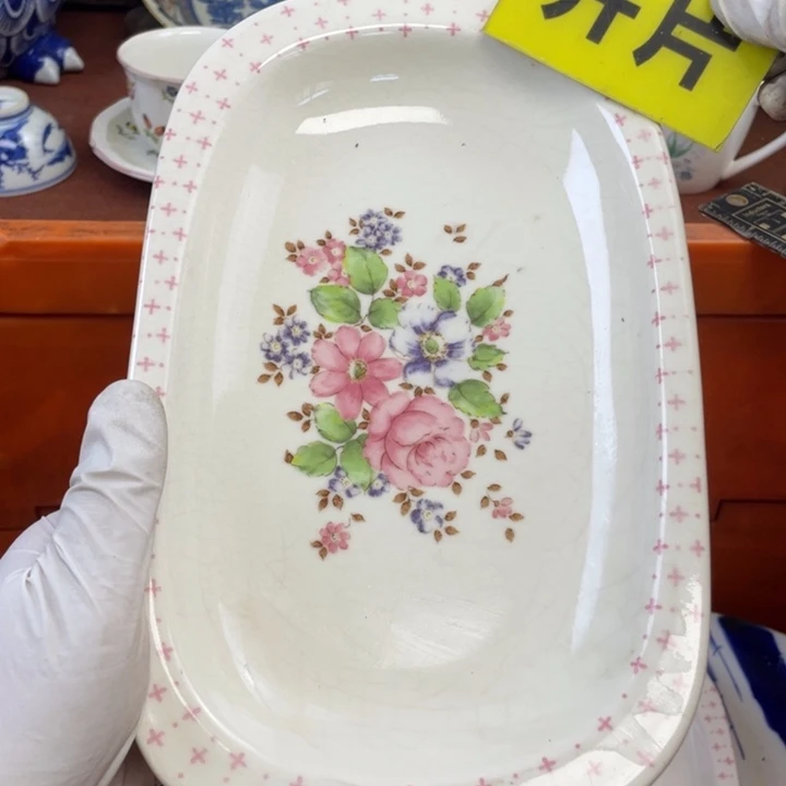 他家瓷器真美…开播了