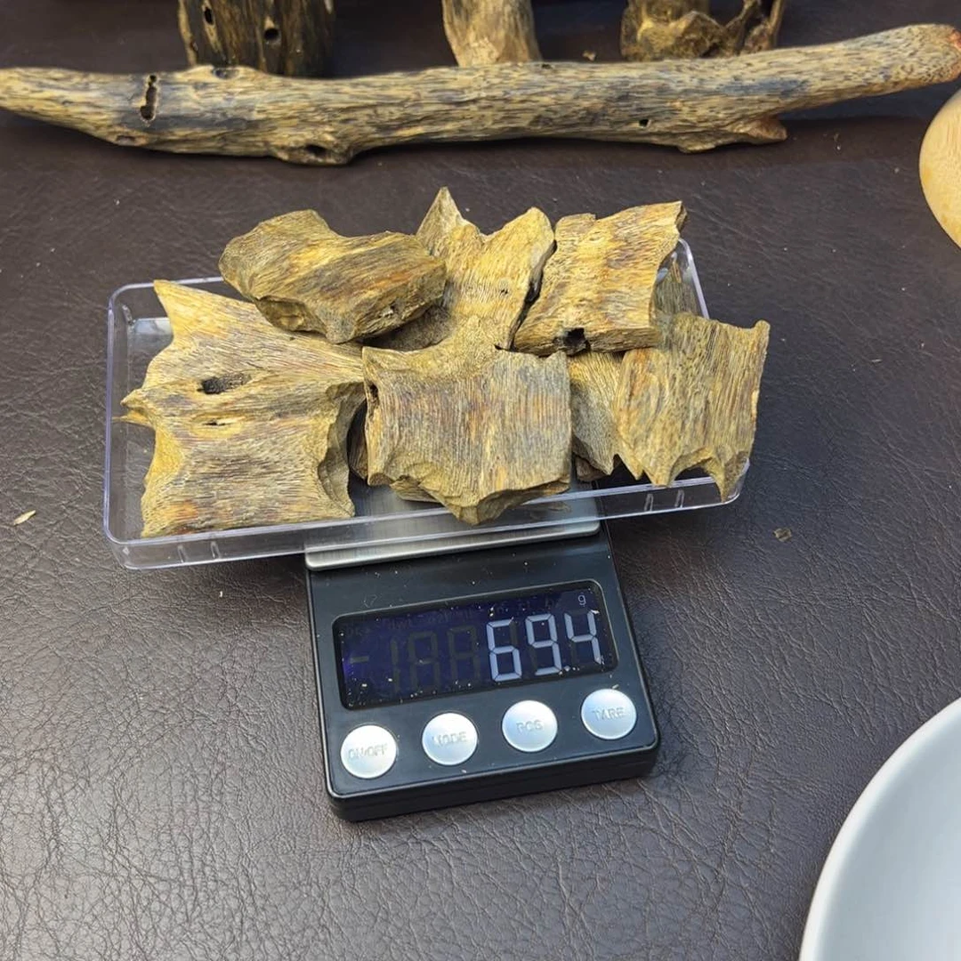 沉香沉香碎屑来*乌身圆叶69克