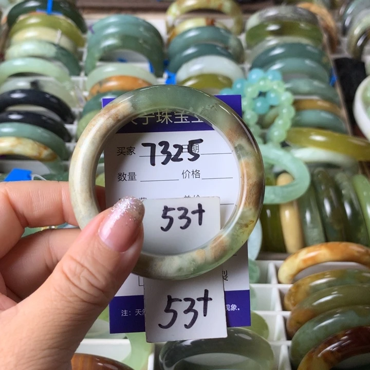 未镶嵌蛇纹石玉手镯7325