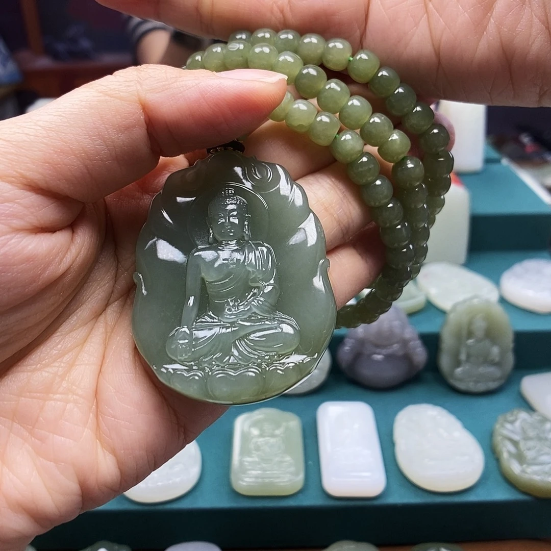 照***心颈饰未镶嵌和田玉
