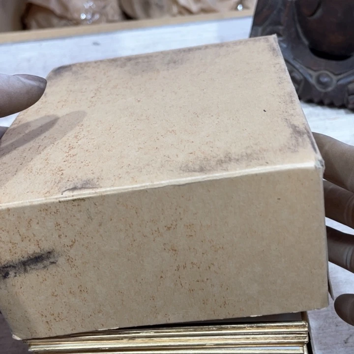B****k新亿阁 中古商品 默认微瑕