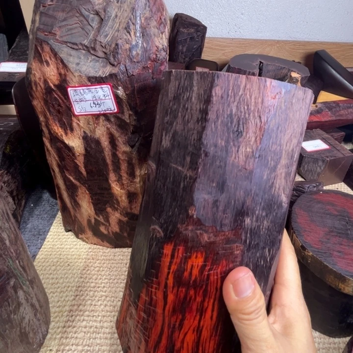 小叶紫檀其他君****物原料