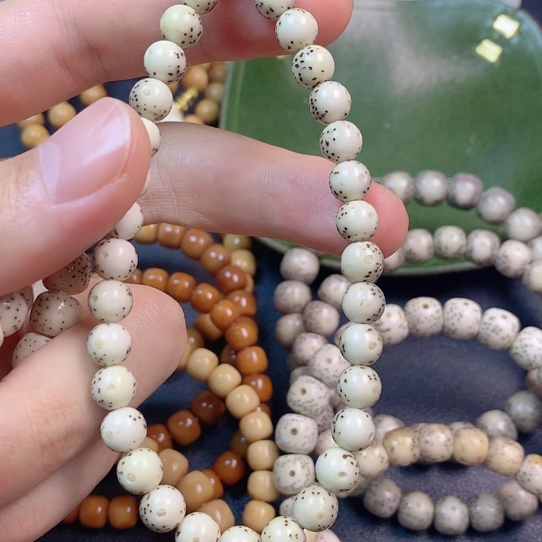 吊坠星月菩提石玉料古瓷白龙蛋7+有月