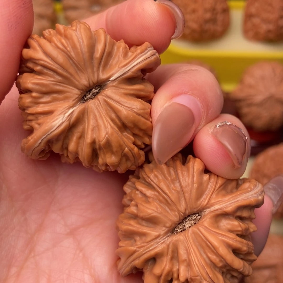 M***朱文玩核桃把件40四座楼