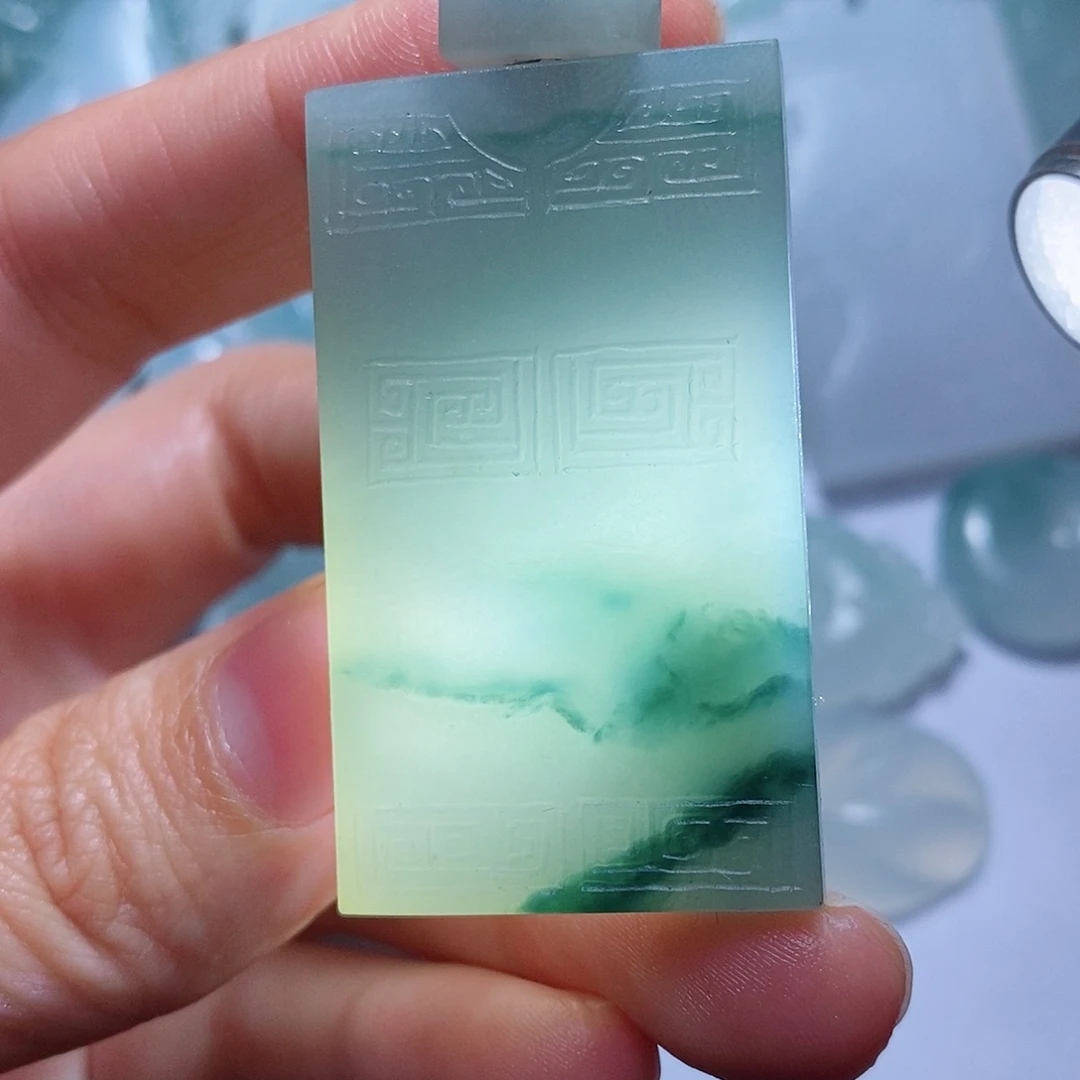 定制翡翠未镶嵌毛货付款后确认抛光