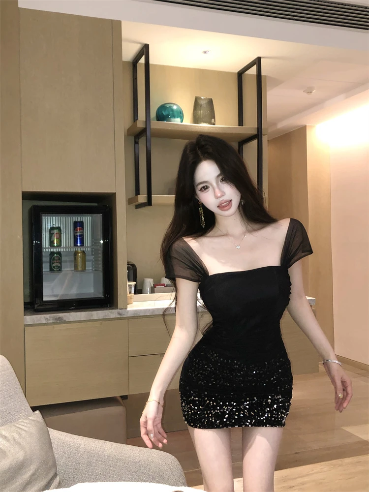 2025春季新款高级感气质辣妹网纱拼接亮片修身显瘦聚会连衣裙短款