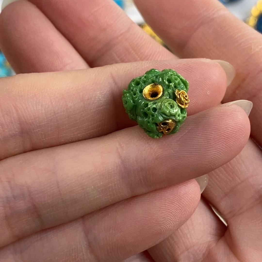 未镶嵌绿松石。菜籽万骷