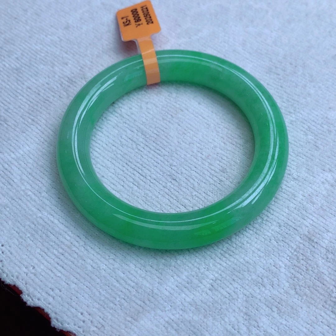 翡翠手镯未镶嵌V翡翠