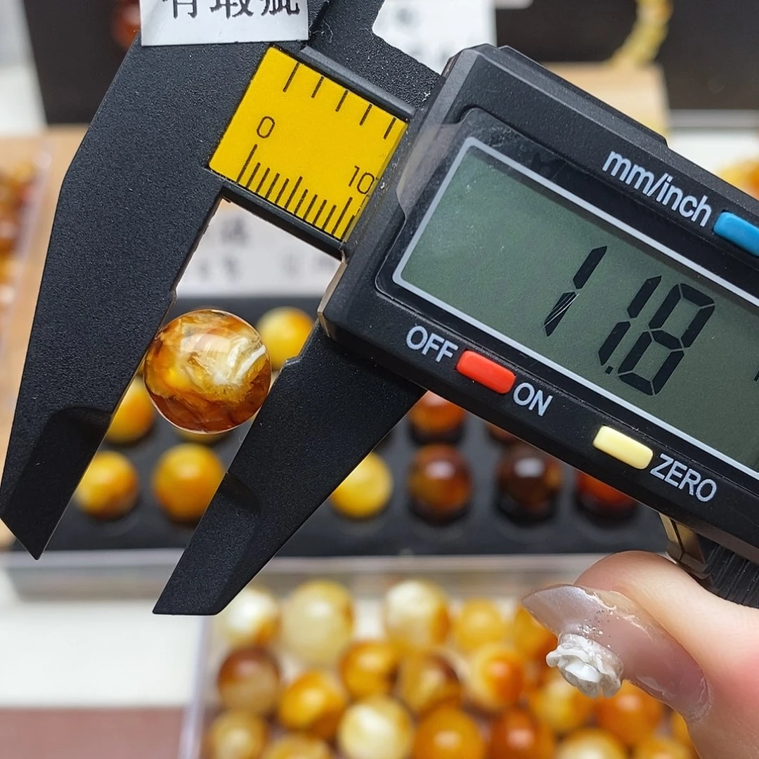 虫珀未镶嵌裸石蜜蜡843
