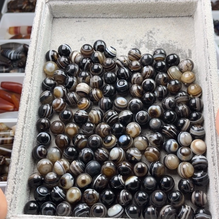 琉璃非金属2.5随机一颗