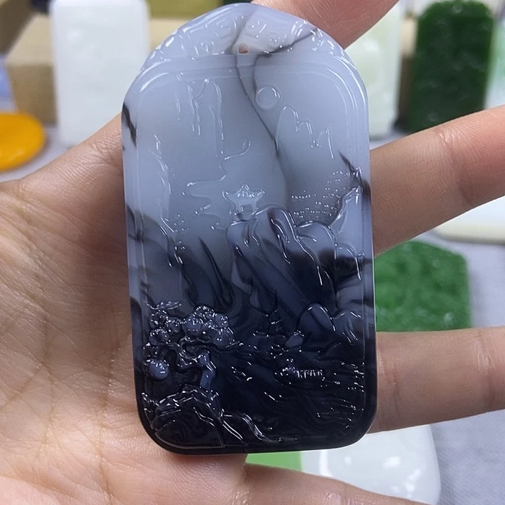 颈饰未镶嵌和田玉