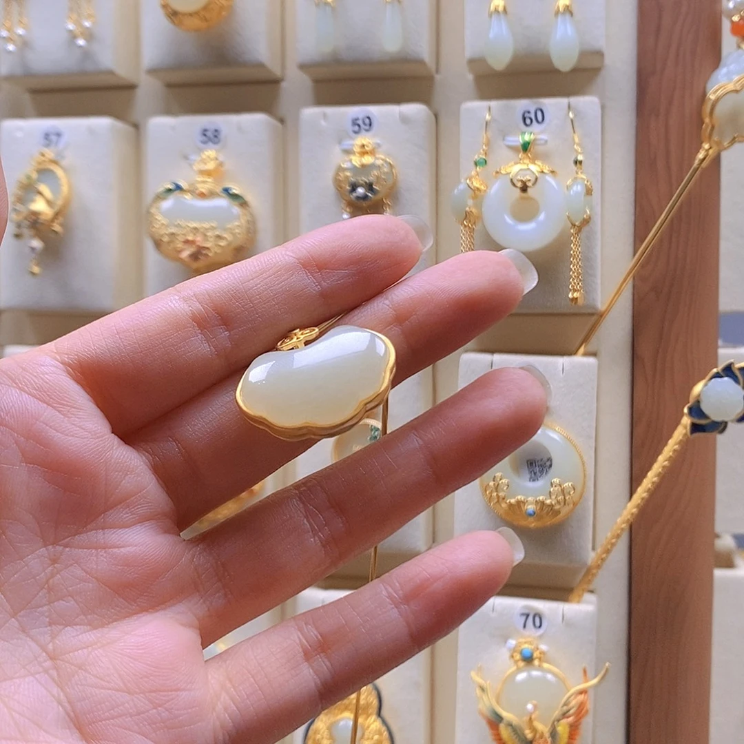 颈饰银S925镶嵌和田玉