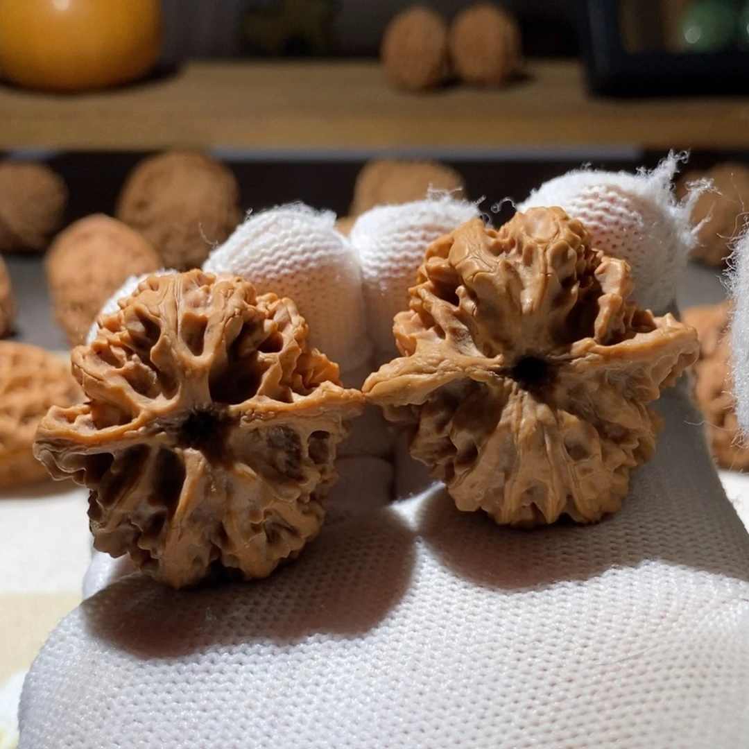 文玩核桃把件汽*苹果园37尺