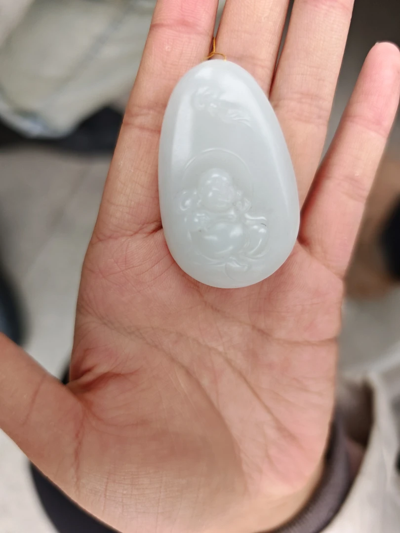 和田玉吊坠高端奢华款