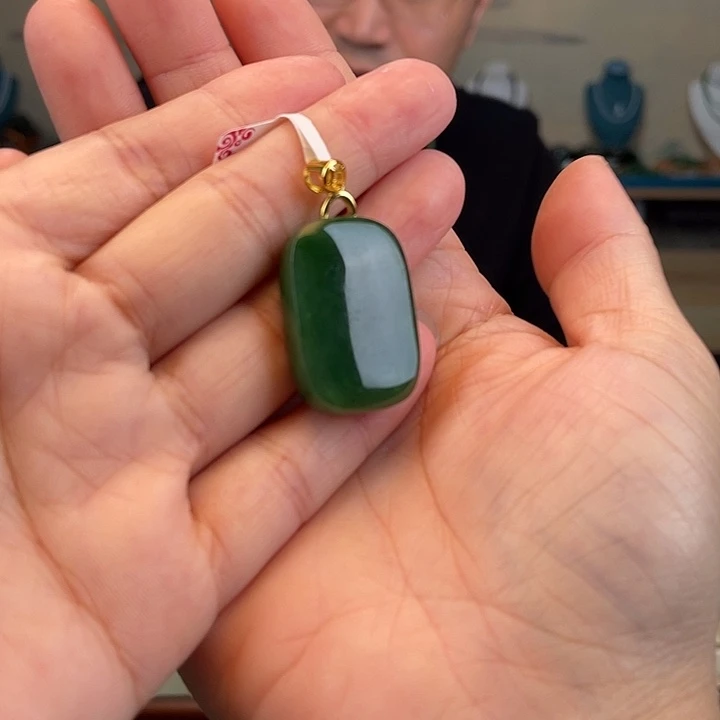 和田玉未镶嵌颈饰3.0碧玉无事牌