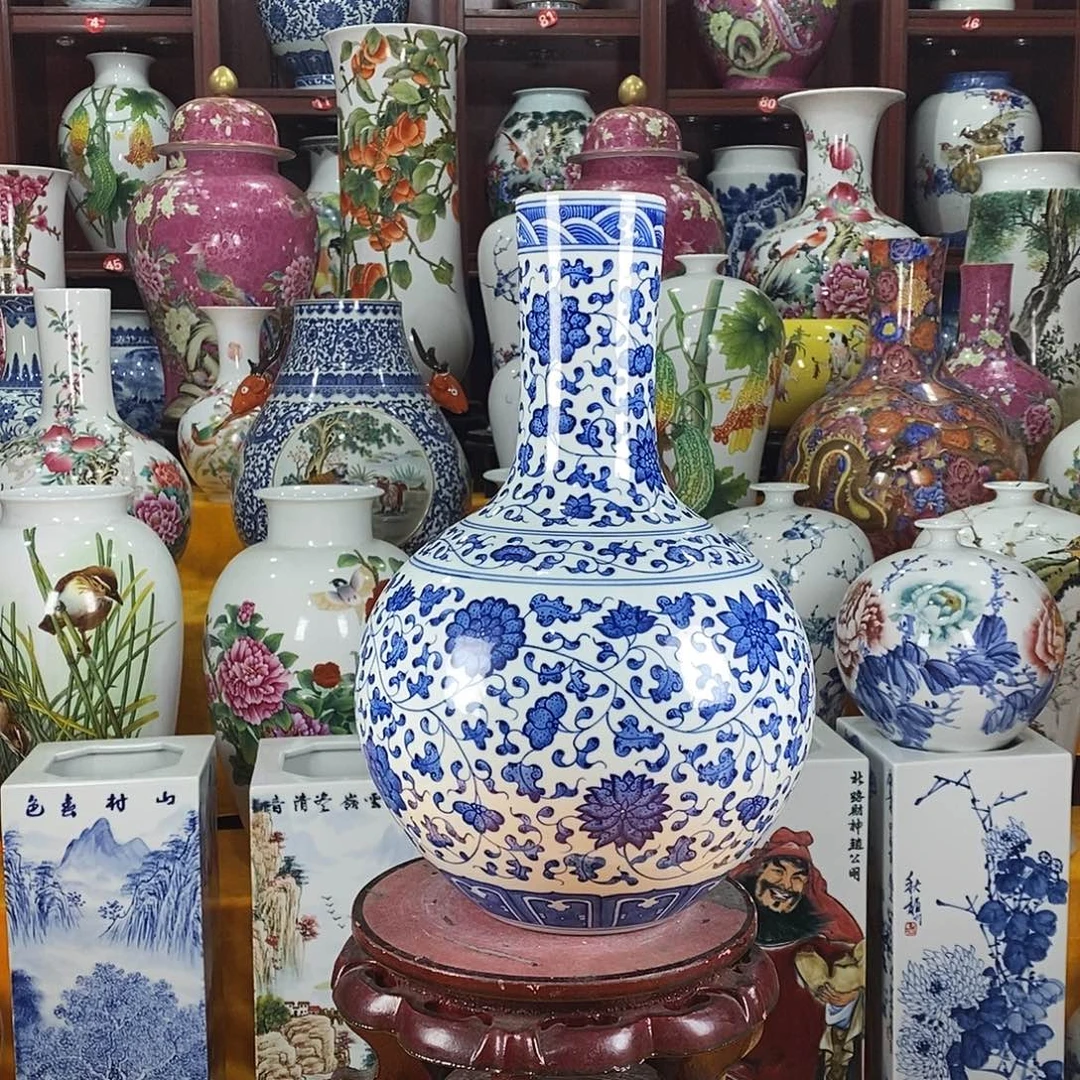 耕***梦摆件陶景德镇陶瓷青花天球瓶
