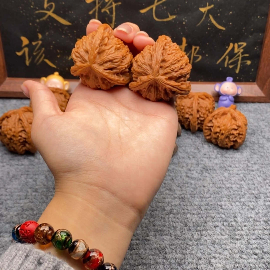 【闪购商品】吊坠文玩核桃商*