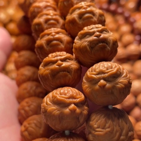 猴头核桃手串建*舞台