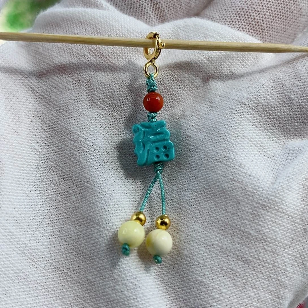 蜜蜡珠宝奇石未镶嵌