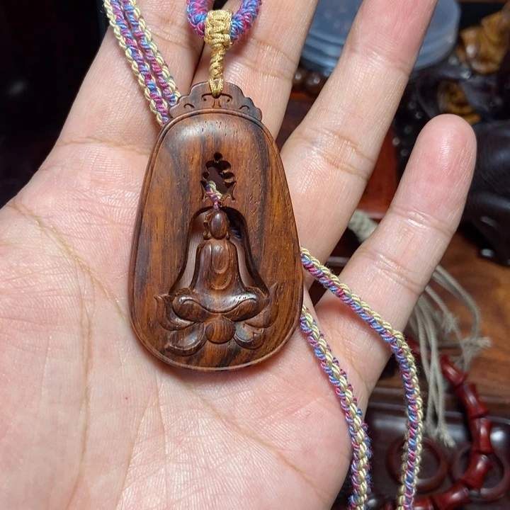 黄花梨/降香黄檀佛牌