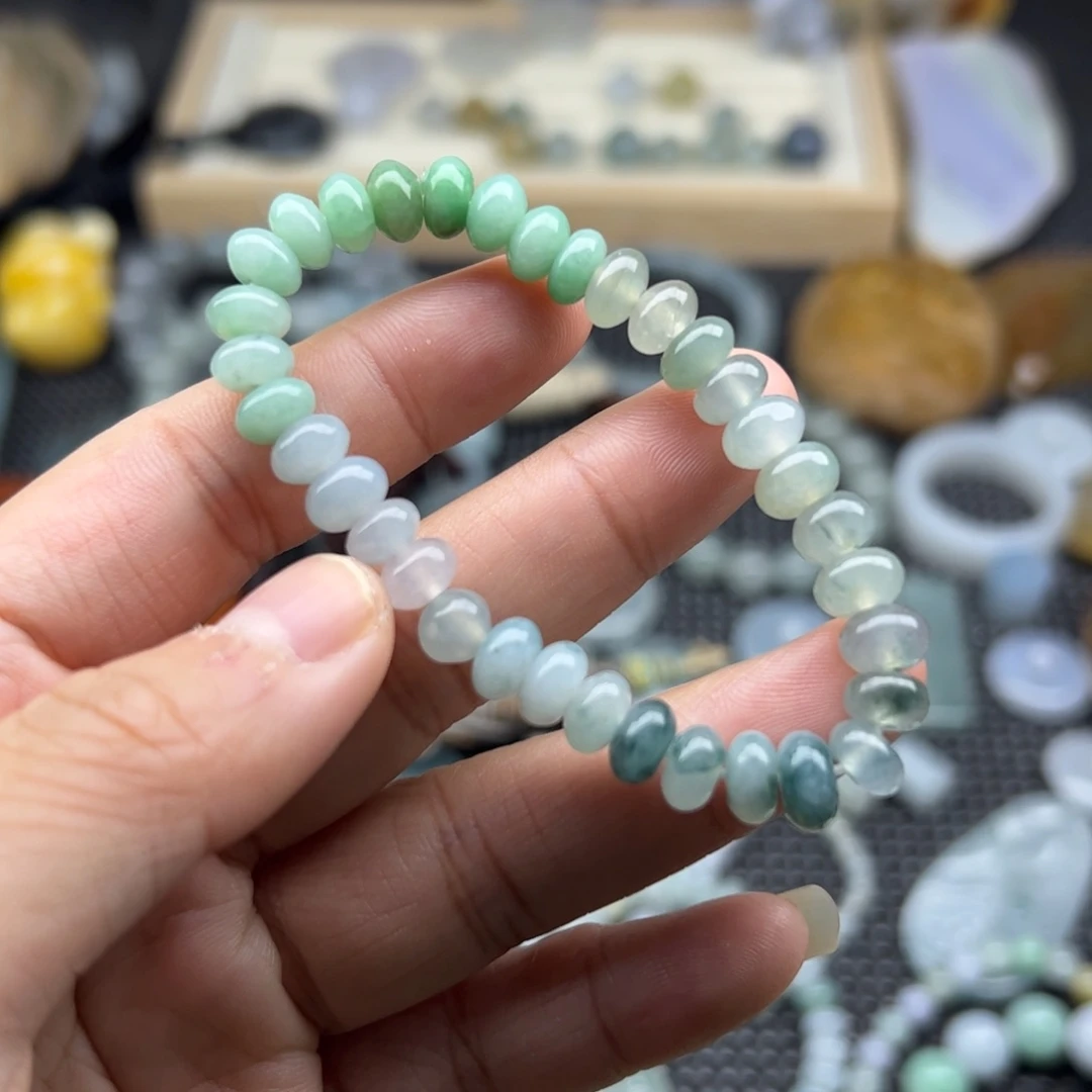 颈饰未镶嵌翡翠算盘珠