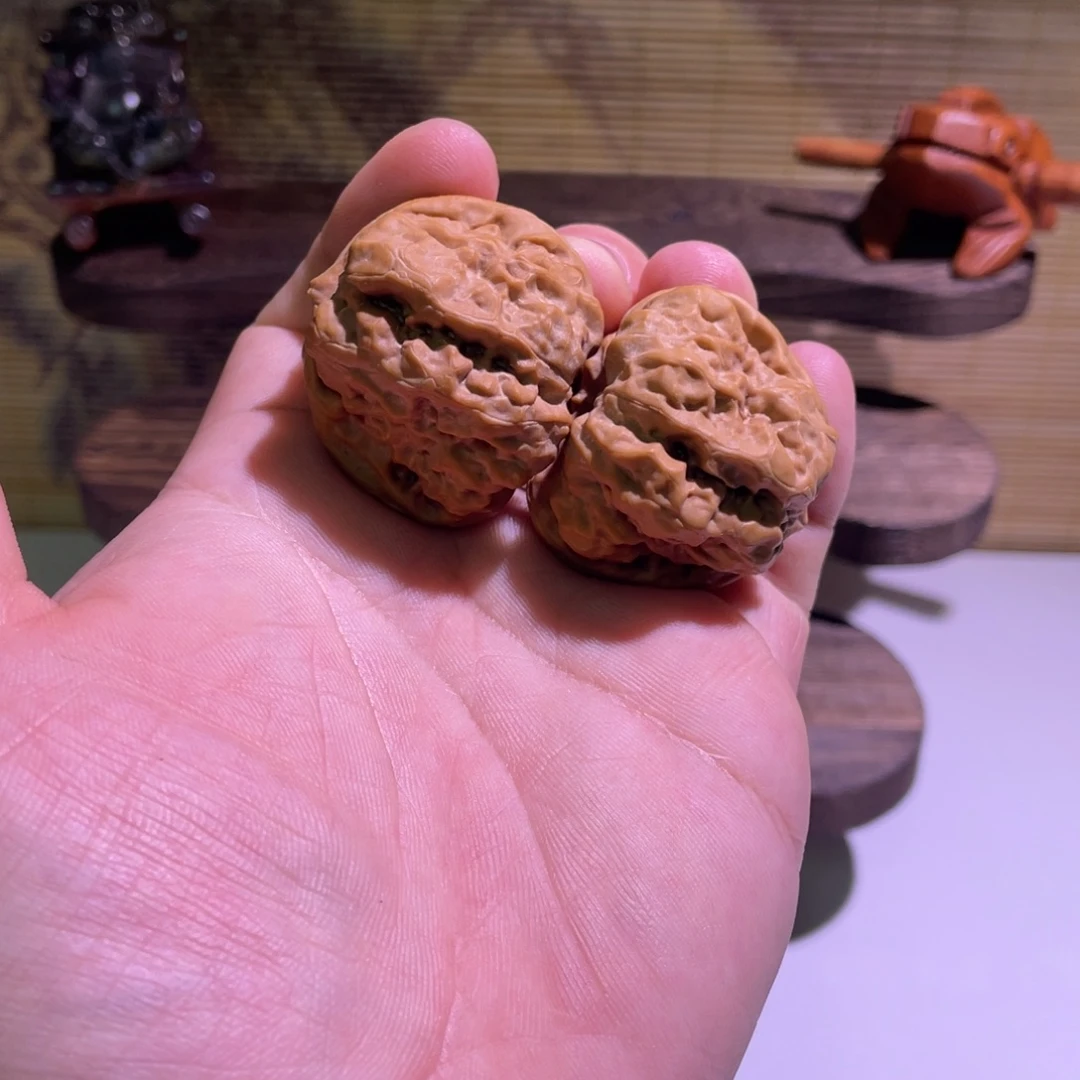 峰***！吊坠文玩核桃蛤蟆