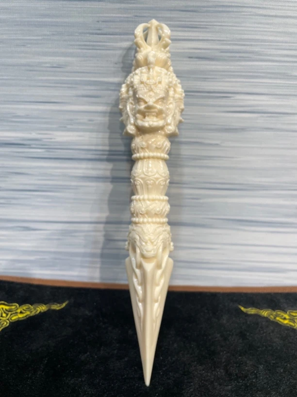 猛犸牙金钢杵精品摆件