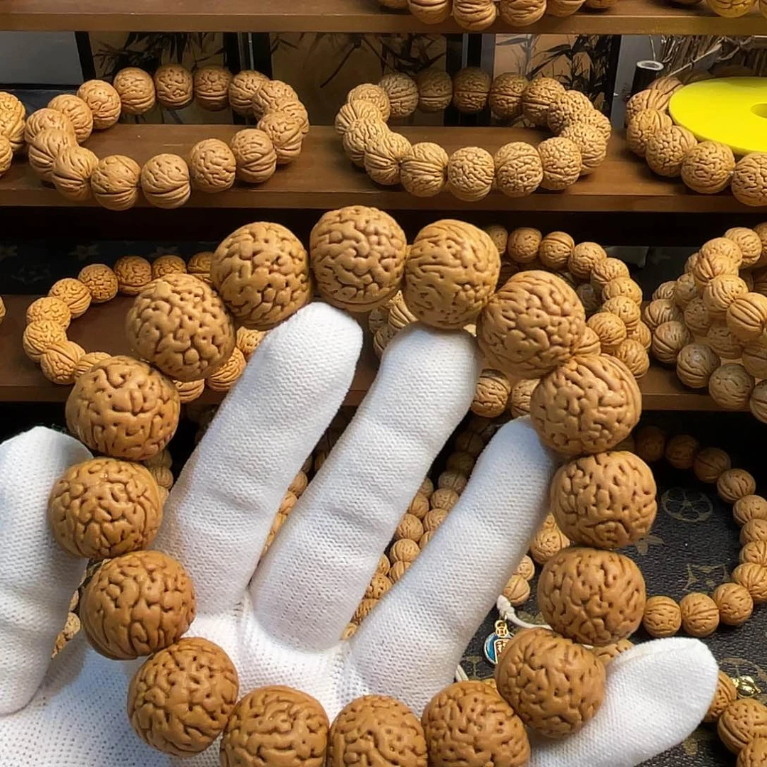 桃核吊坠苹果园手串