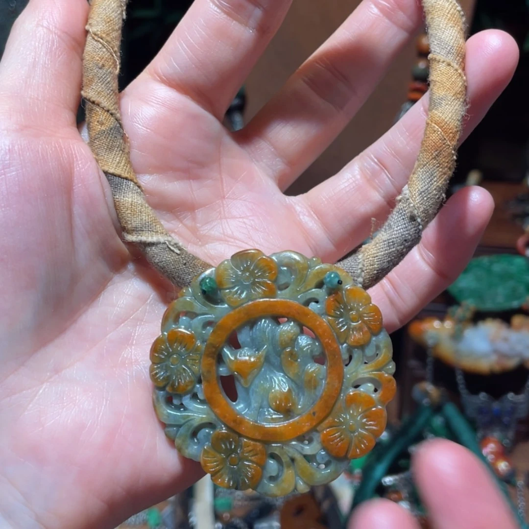 【闪购商品】颈饰未镶嵌翡翠