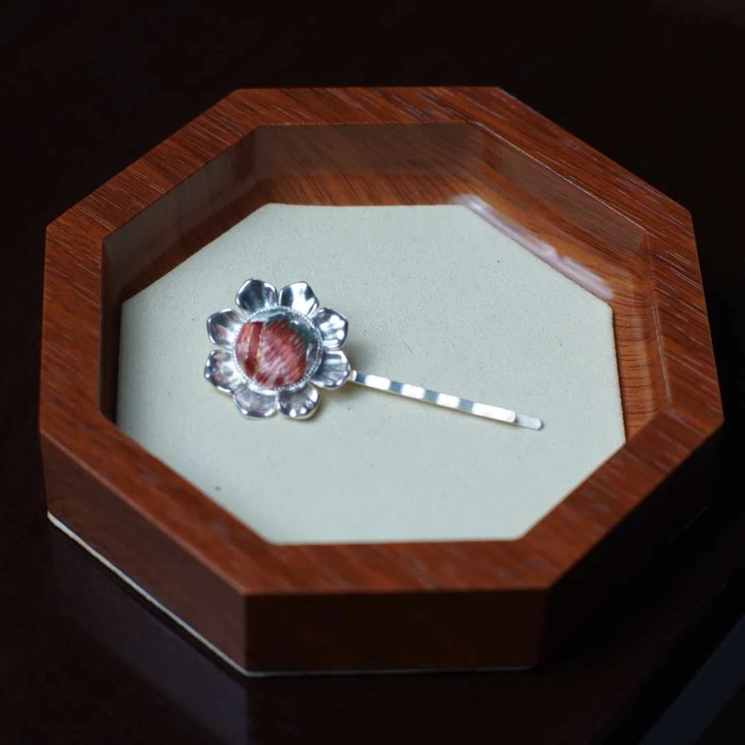 苗族刺绣一字蝴蝶发夹